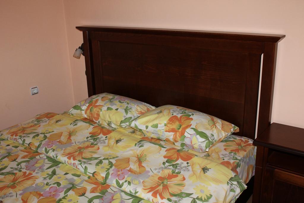Guest House Maria Koprivstica Kültér fotó