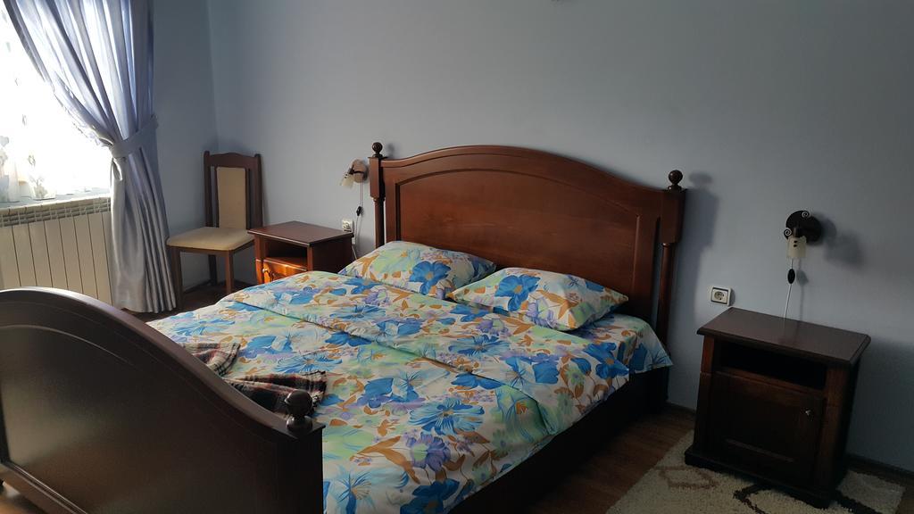 Guest House Maria Koprivstica Kültér fotó